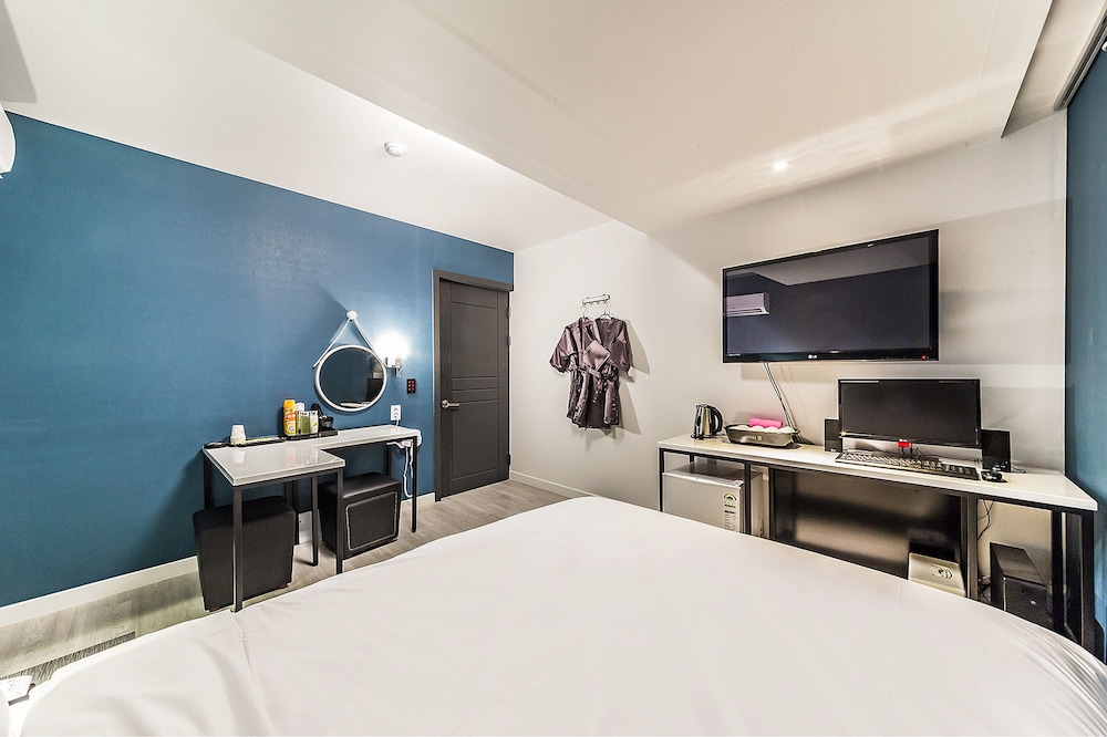 Chuncheon Hotel View 7/17