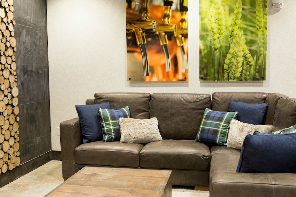 Springhill Suites Bozeman 35/48