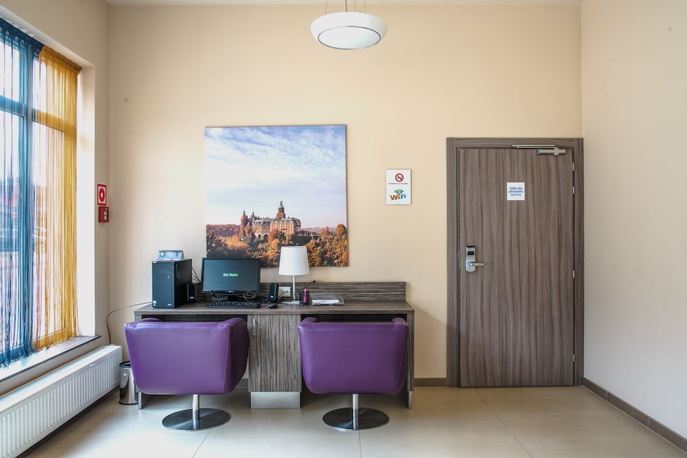 Hotel Ibis Styles Walbrzych 13/70