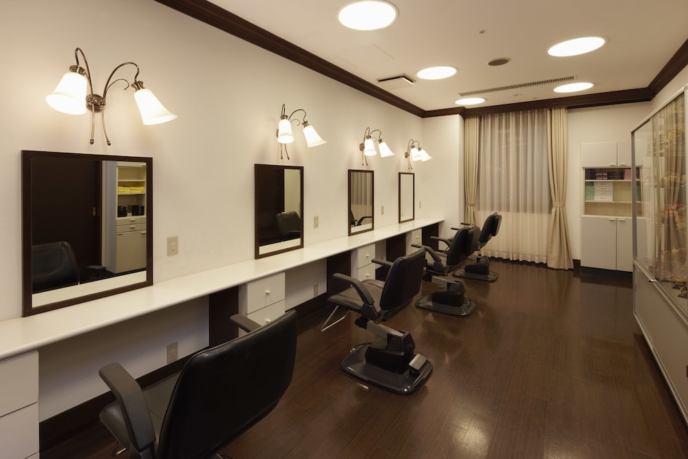Hotel Racine Shinmaebashi 56/64