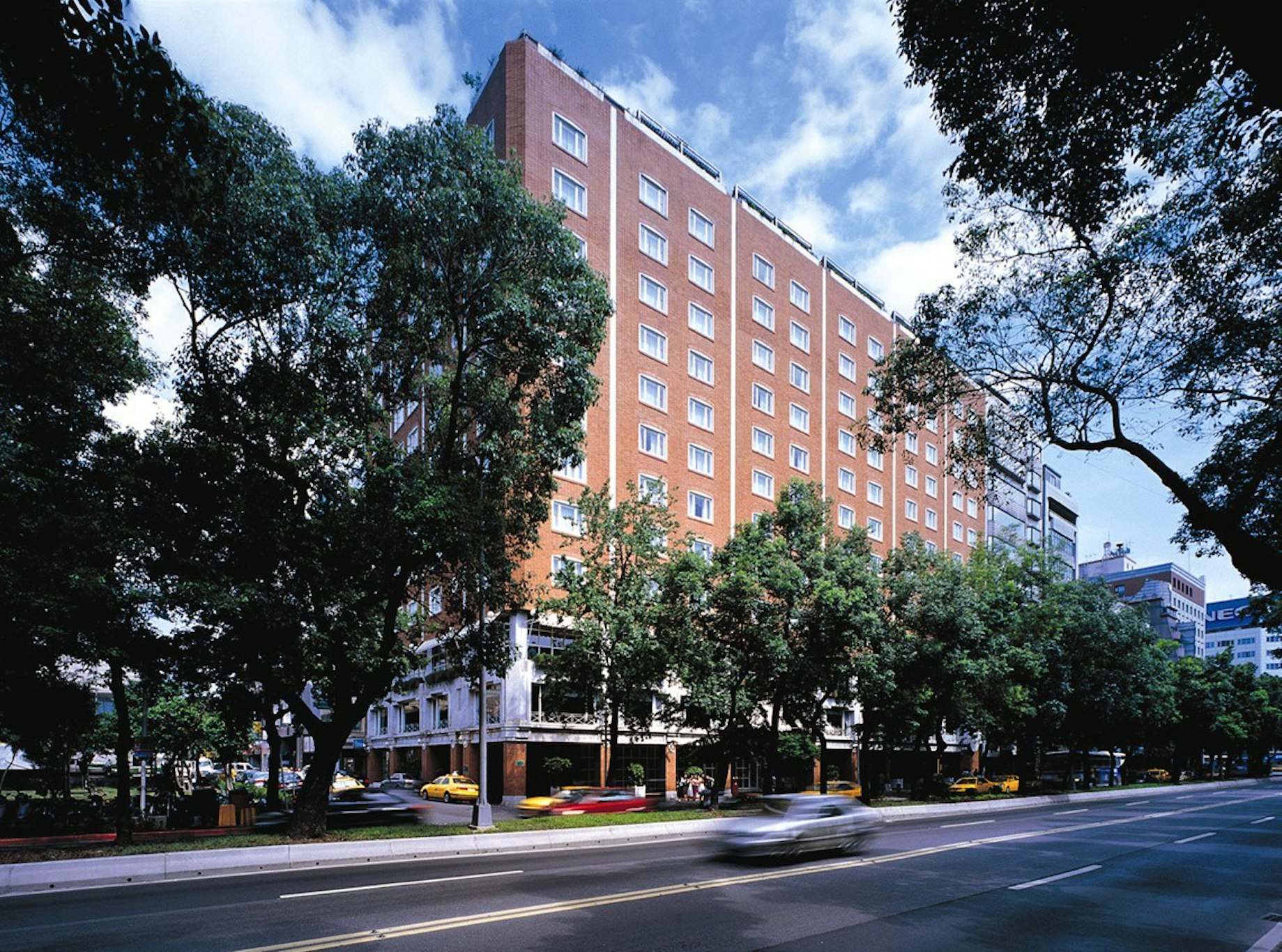 Hotel Royal Nikko Taipei 88/92