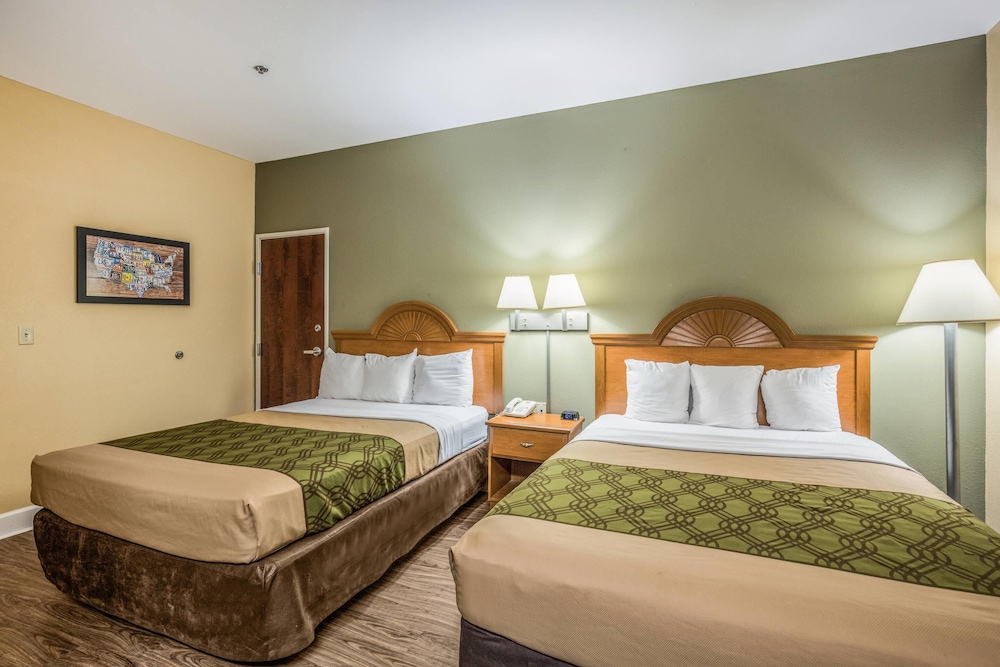 Efficiency, Suite, 2 Queen Beds