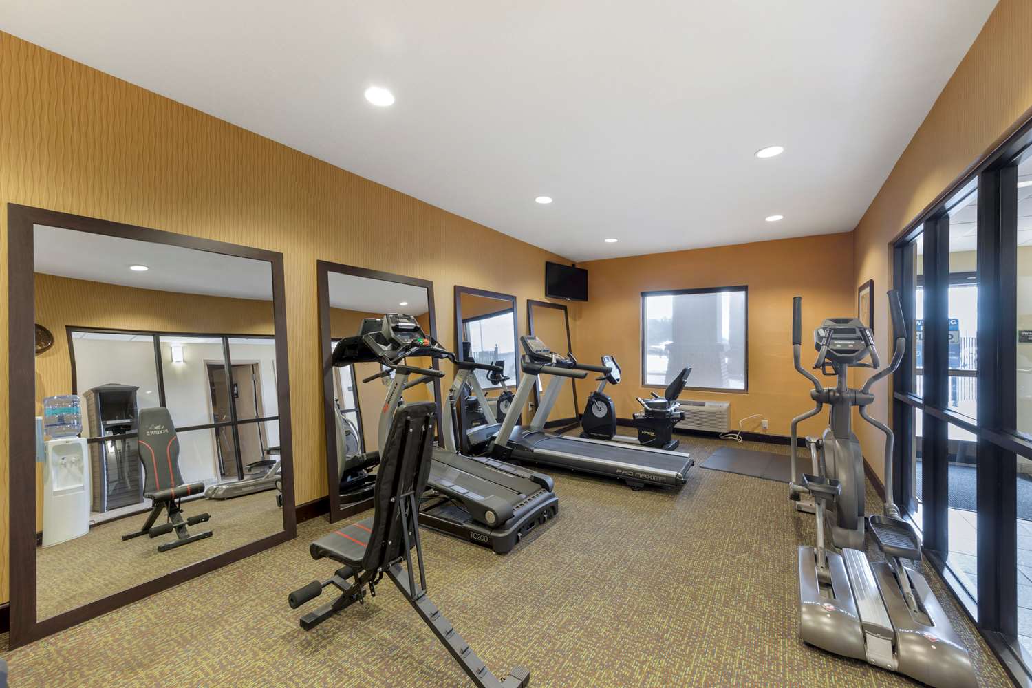 Best Western Plus Gadsden Hotel & Suites 12/22