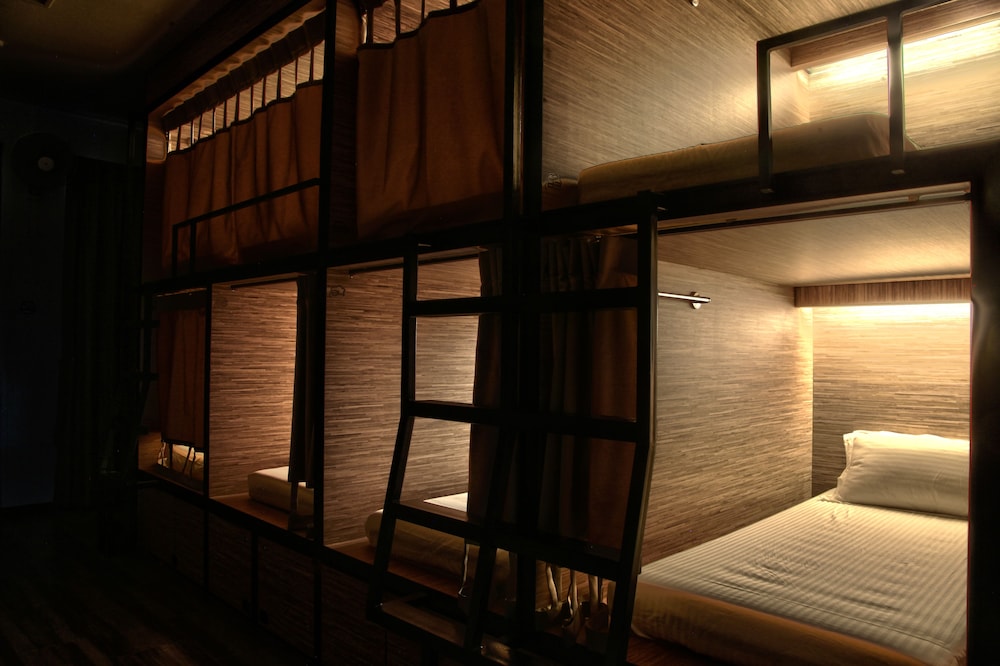Dream Lodge 12/19