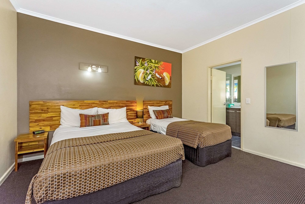 Quality Hotel Darwin Airport 16/38