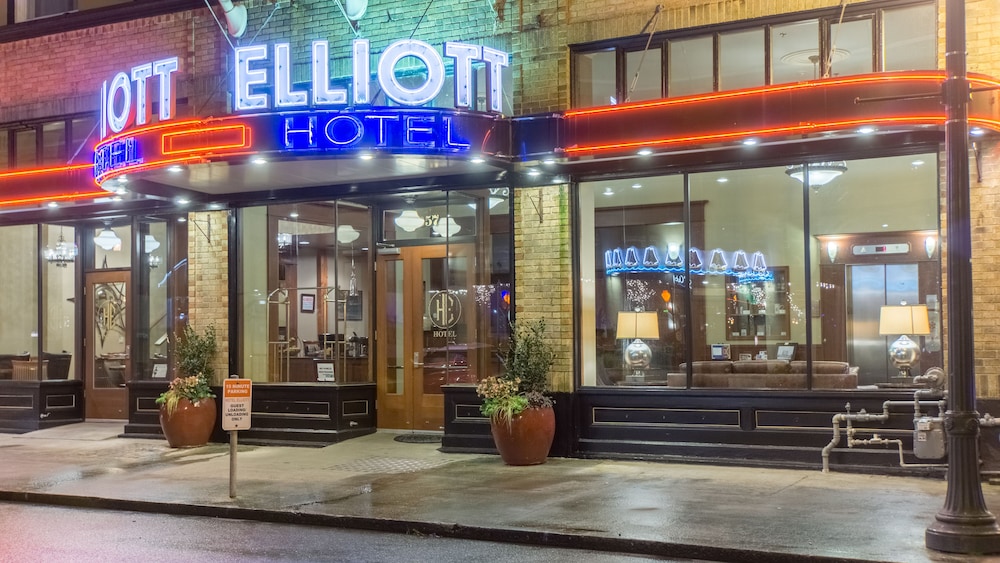 Hotel Elliott 11/77