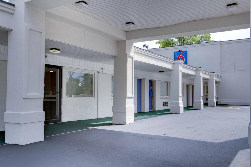 Motel6 Richfield, OH in RICHFIELD - OH