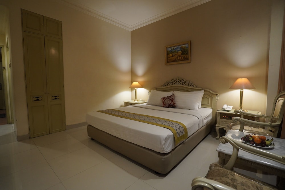Hotel Indah Palace Solo 12/50