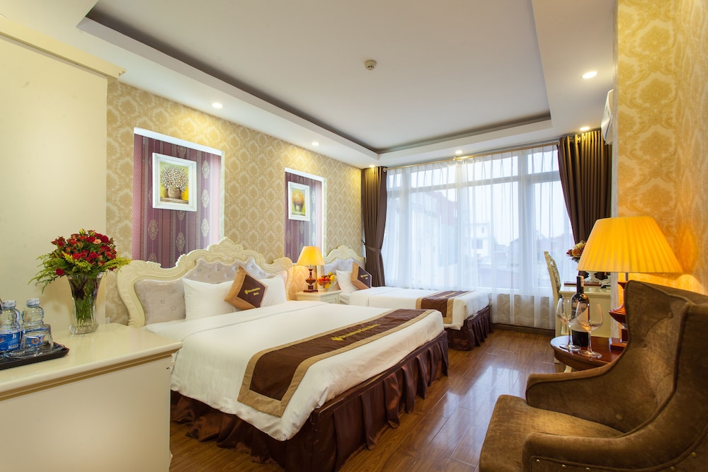 Sunshine 2 Hotel 34/54