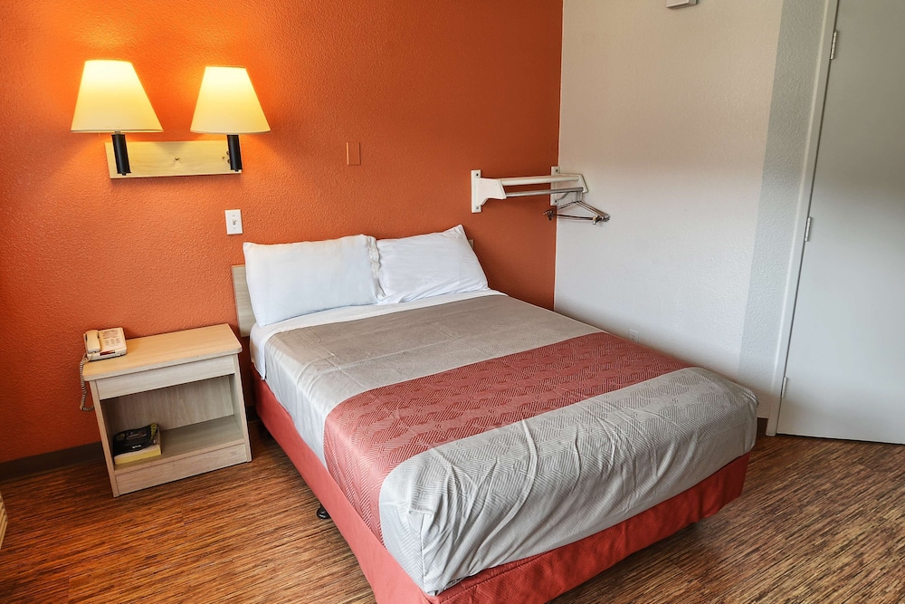 Motel6 Coeur D'Alene, ID 34/55