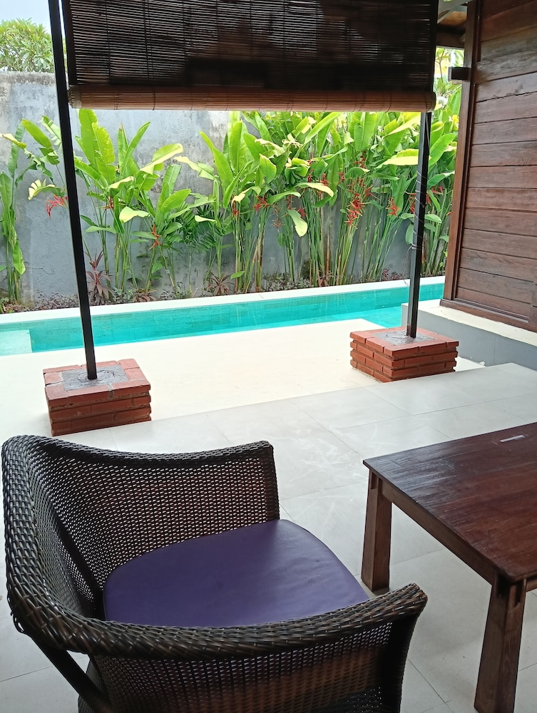Sri Abi Ratu Villa 39/50