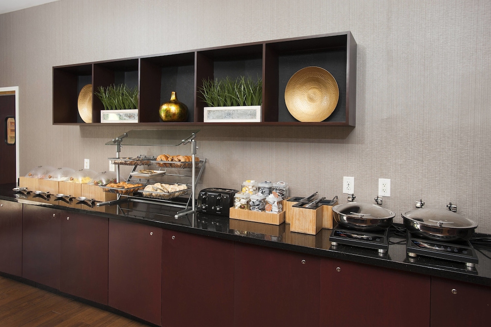 Springhill Suites Birmingham Colonnade 43/56