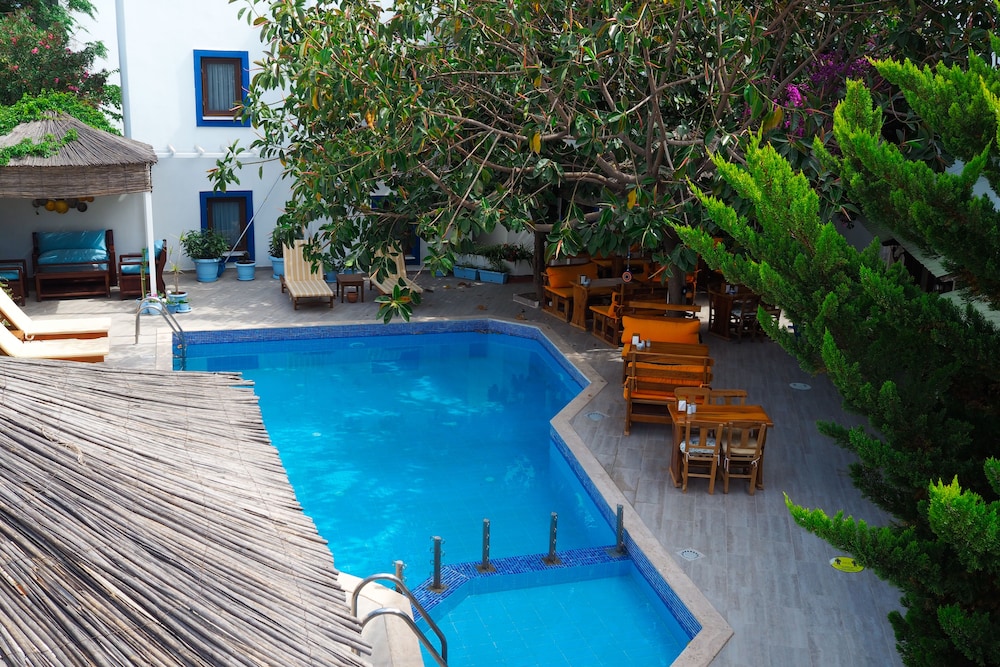 Oya Boutique Otel And Suites 66/69