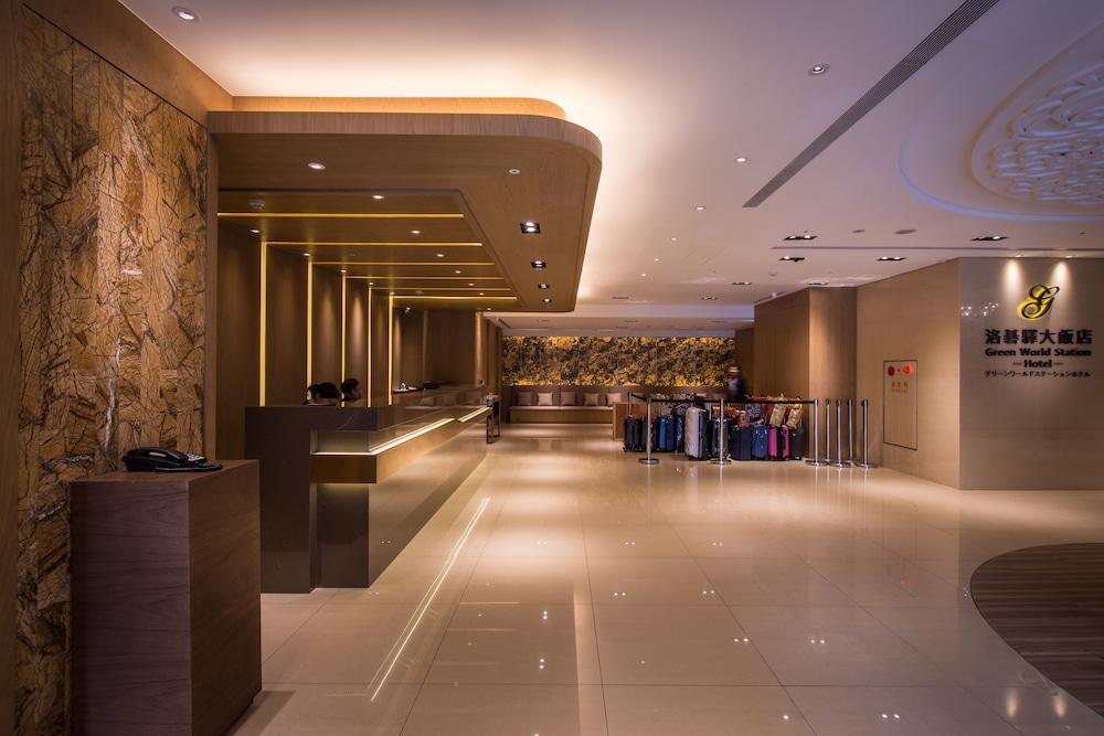 Green World Station Hotel 4/67