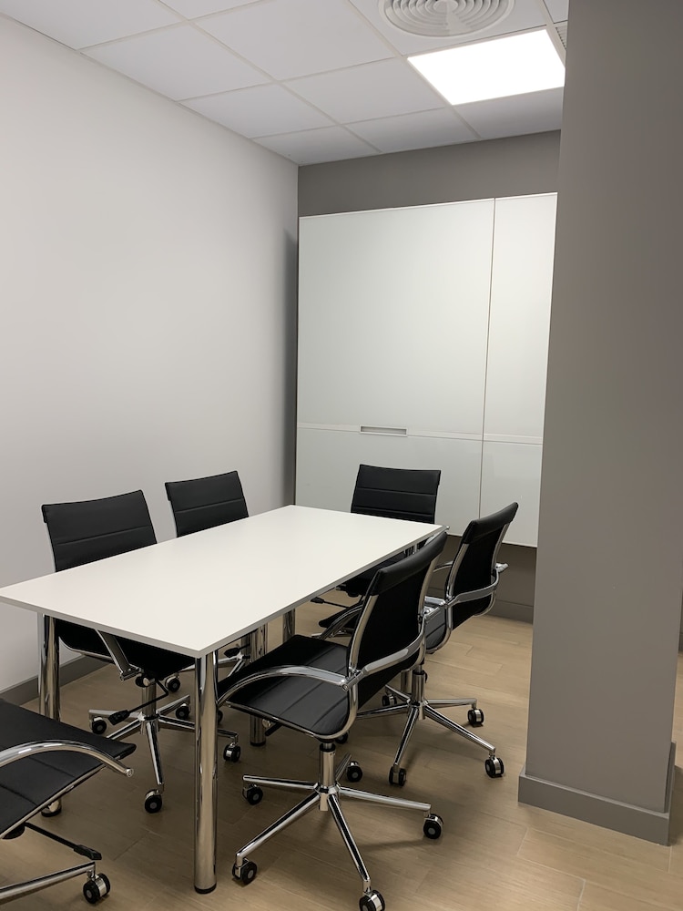 limehome Barcelona Rector Triado 56/66