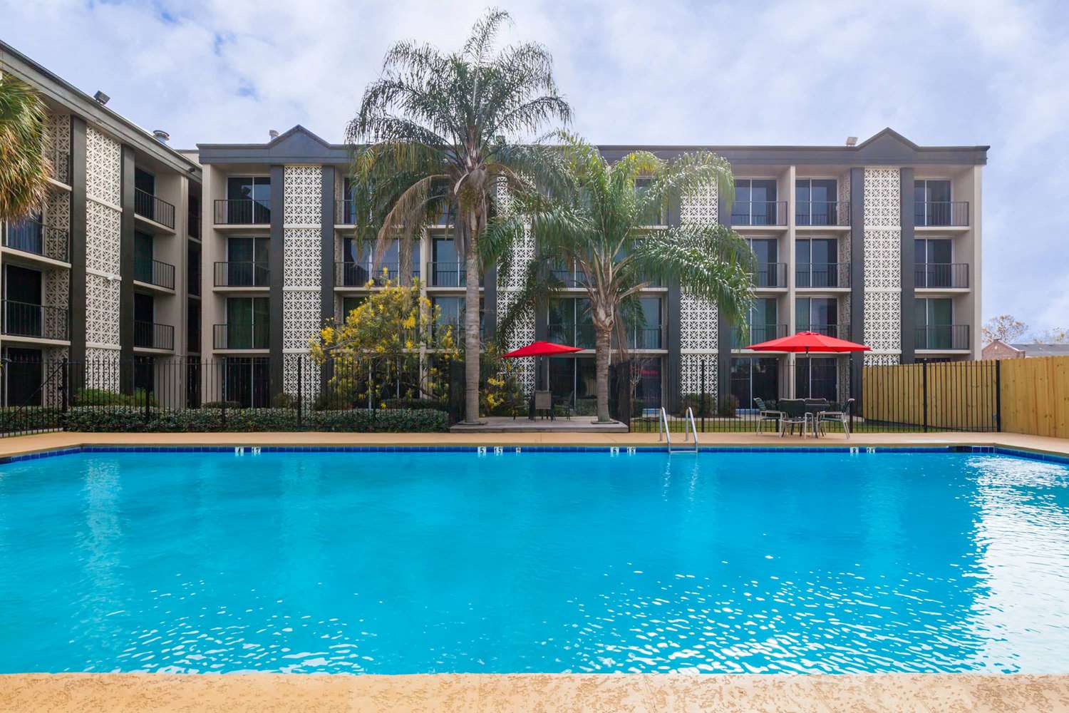 Ramada By Wyndham Metairie New Orleans Airport 2/31