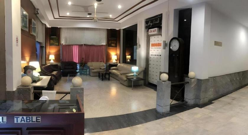 S.C. Heritage Hotel 35/43