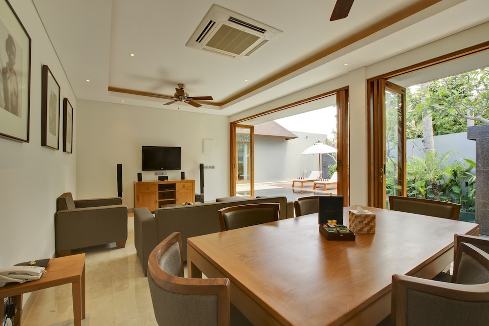 KoenoKoeni Villa 44/70