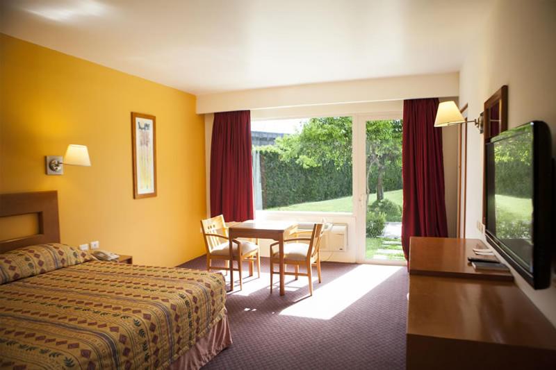 Hotel Paradise Inn 8/46