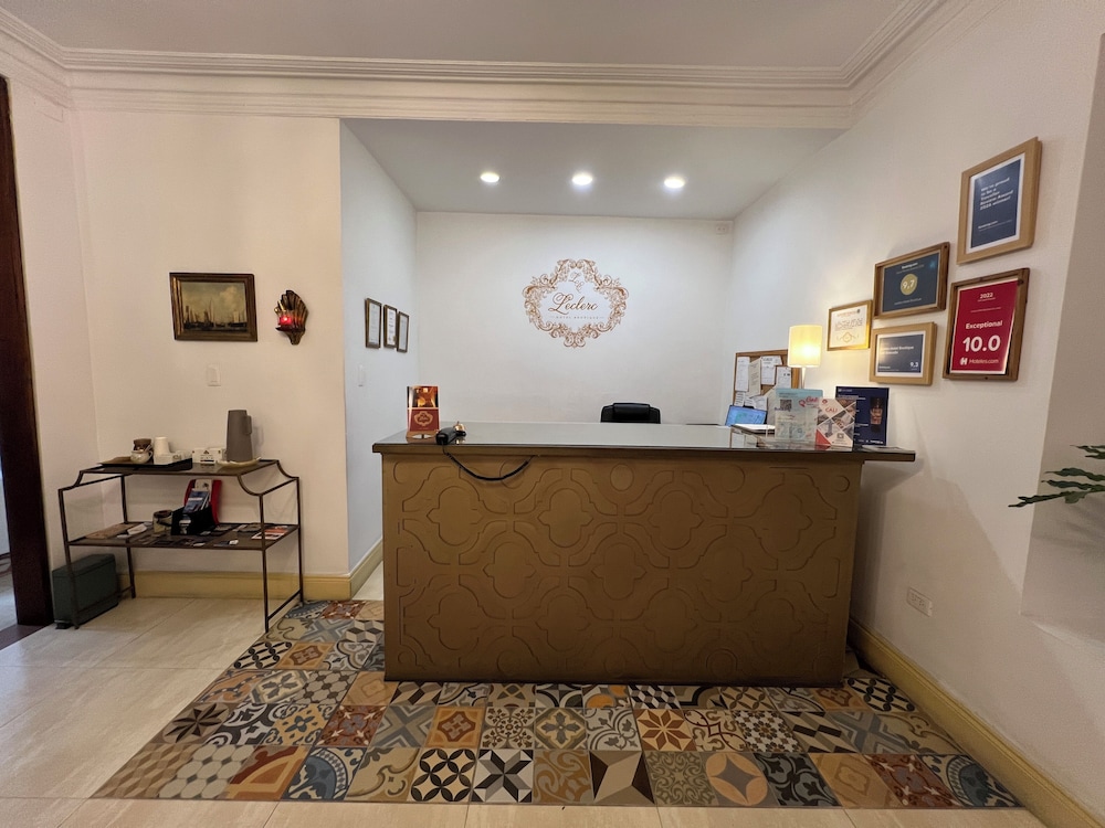 LECLERC HOTEL BOUTIQUE 9/70