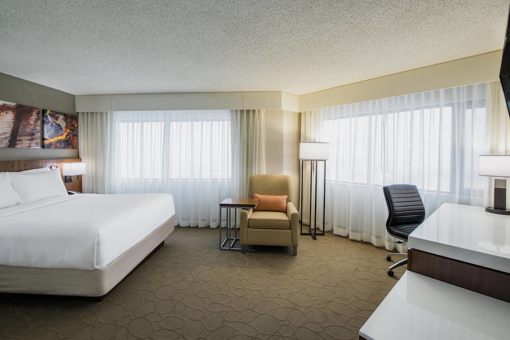 Delta Hotels By Marriott Regina 13/66