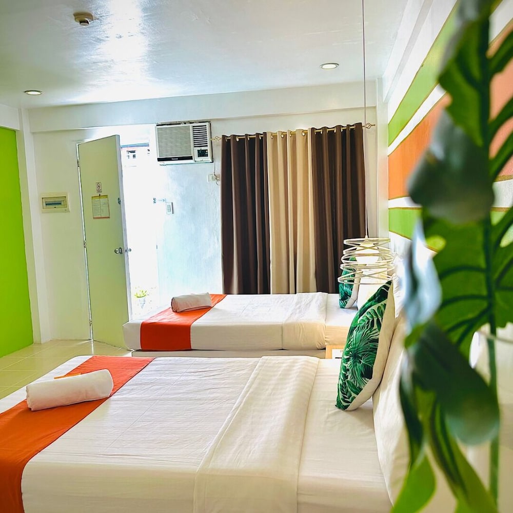 ISLANDS STAY HOTEL MACTAN 12/25