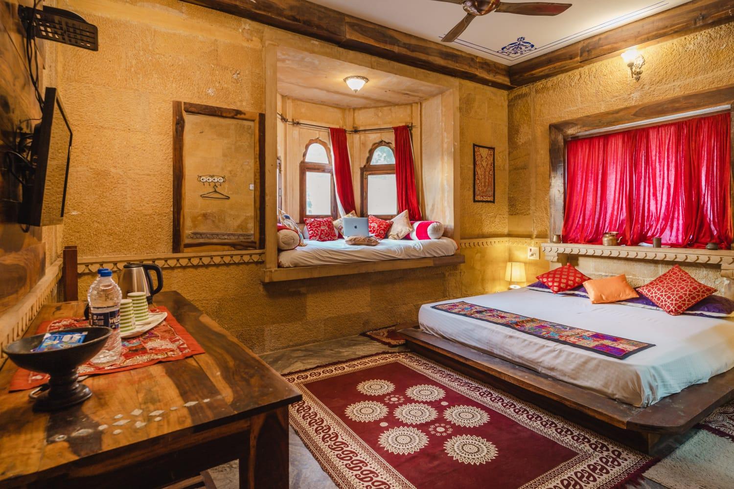 Superior, Double Bed, Fort View
