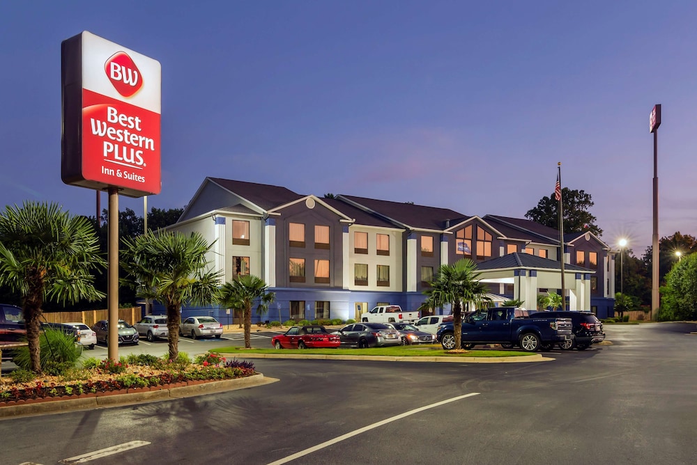 Best Western Plus McDonough Inn & Suites 3/55