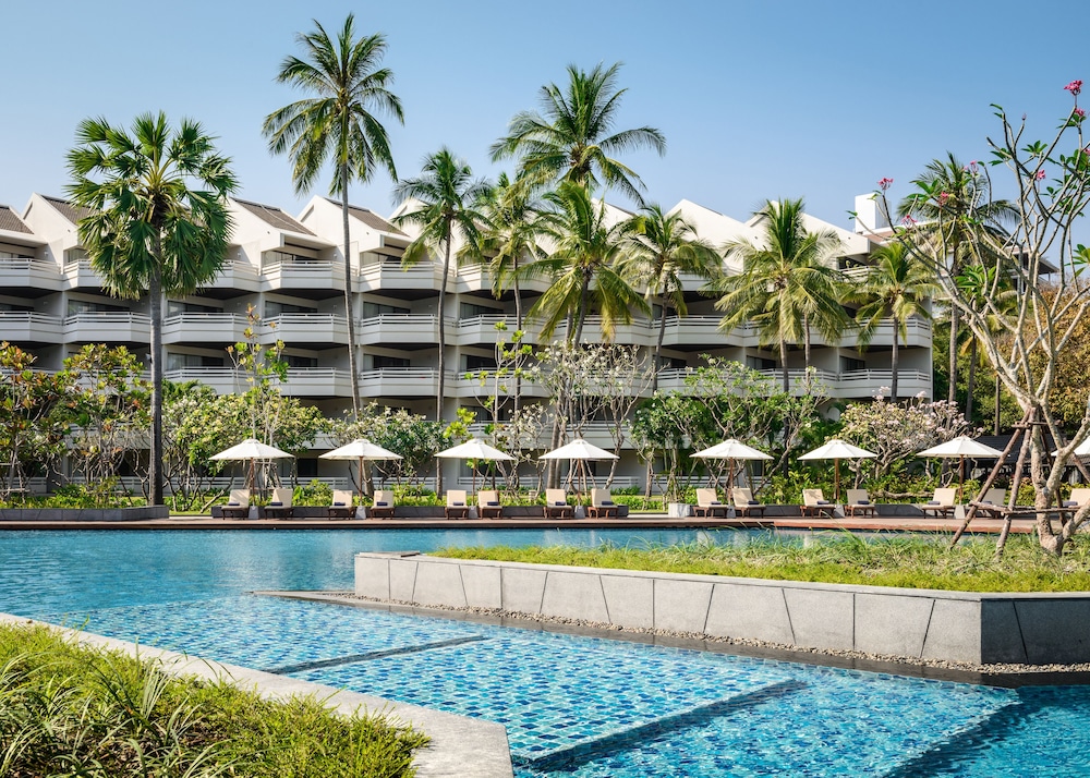 The Regent Cha Am Beach Resort 8/75