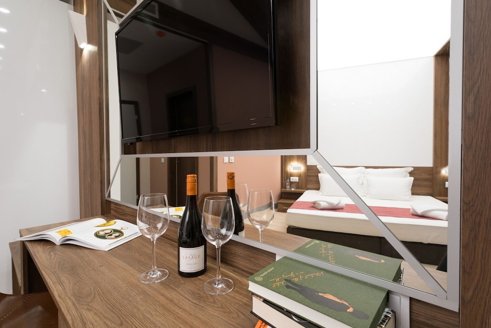 B1 Boutique Hotel Sofia 34/40
