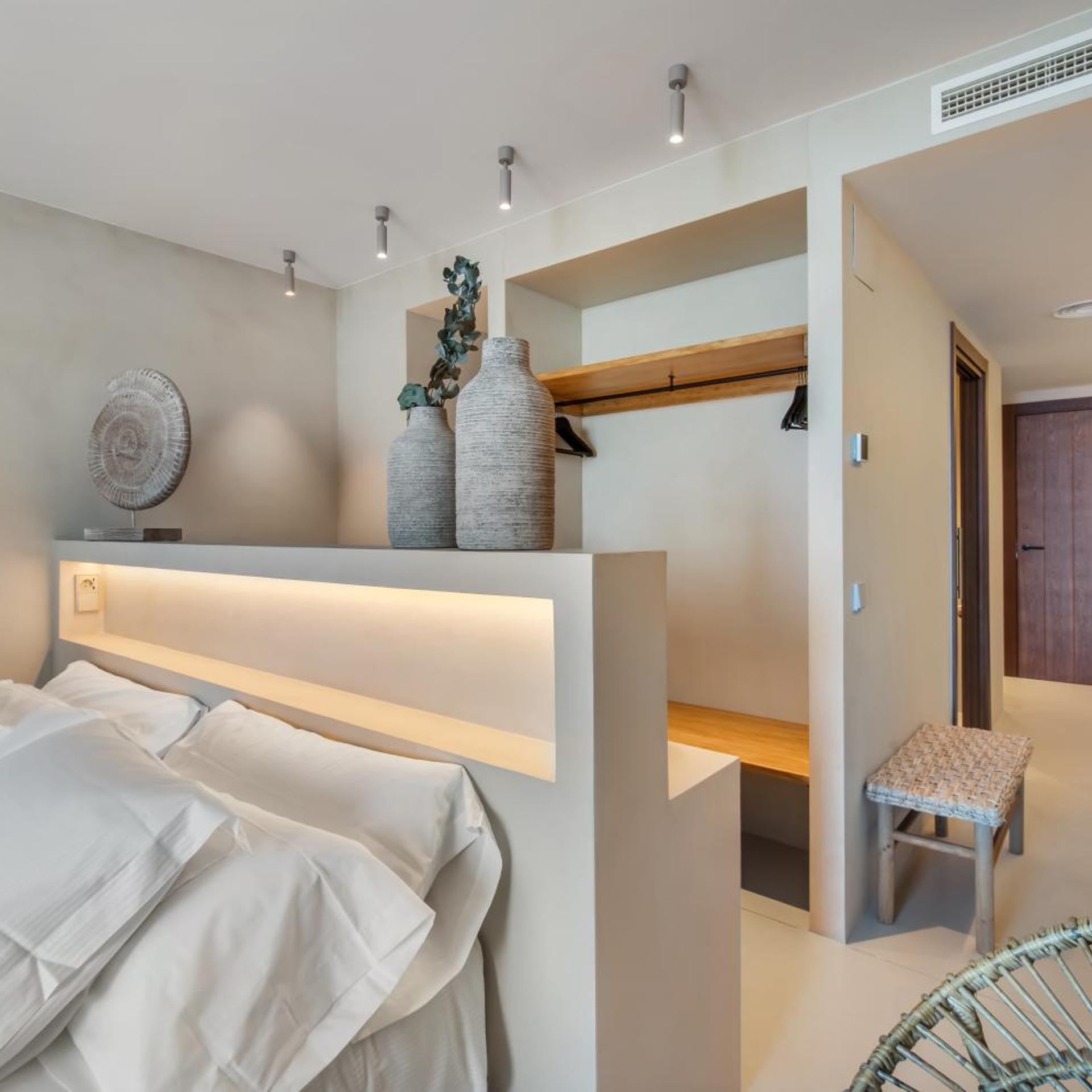 Suites by Miramar 12/50