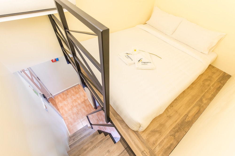 Fragrance Hotel - Balestier 30/64