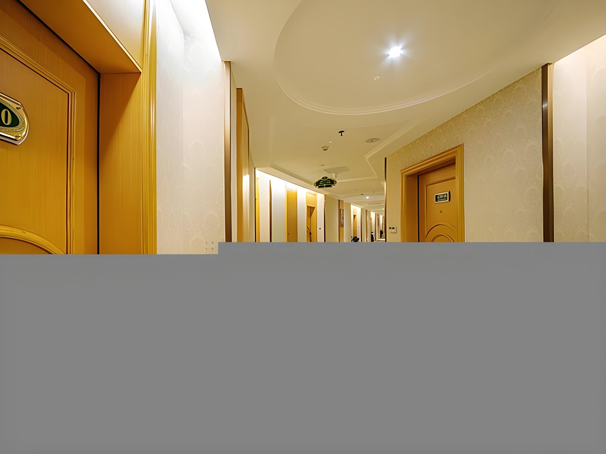 Vienna Hotel (Guilin Wanfu Square) 6/45