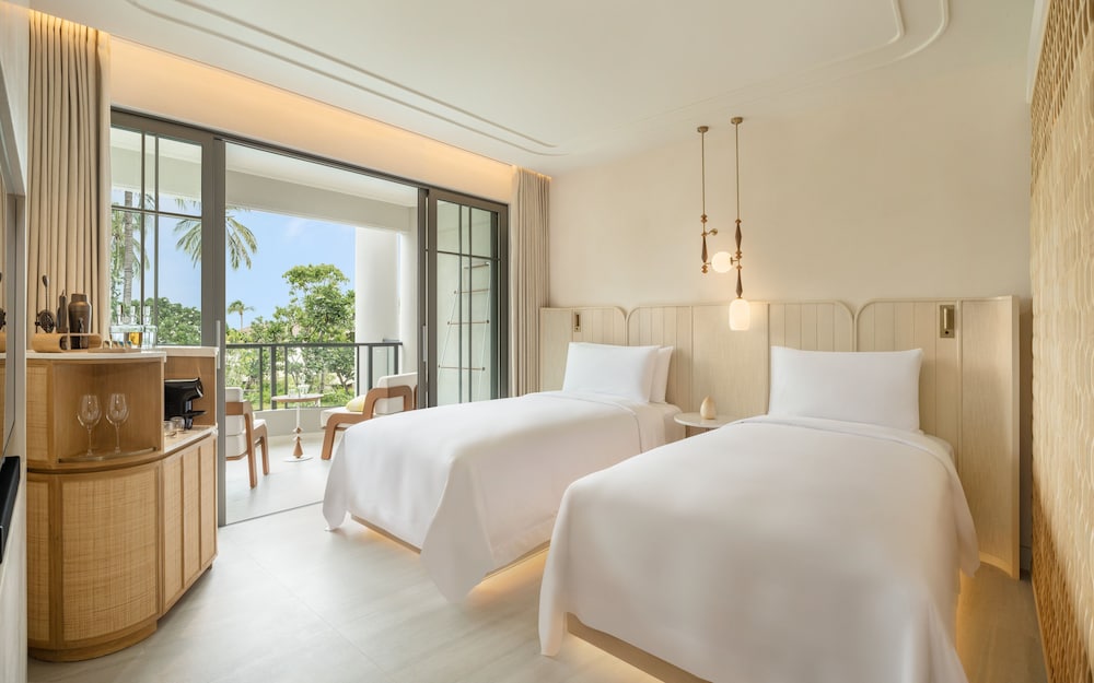 GARDEN, DELUXE, TWIN BEDS