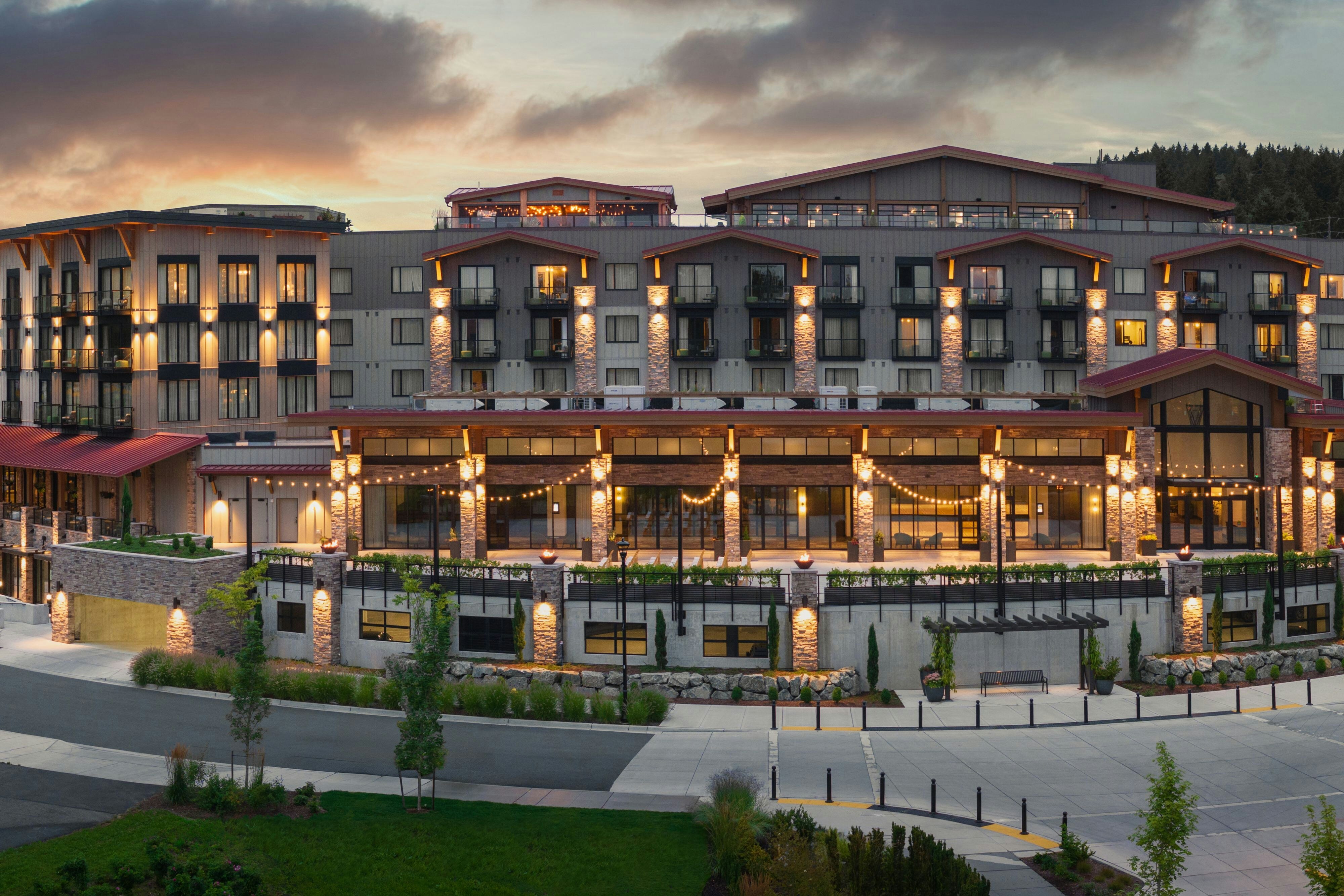 The SOMM Hotel & Spa, Autograph Collection 1/23