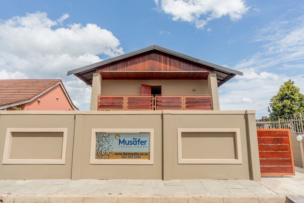 The Musafer Travel Lodge 2/28