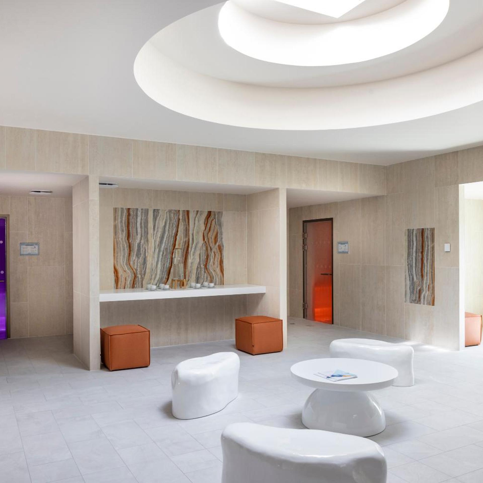 Spark by Hilton Lyon Eurexpo 8/50