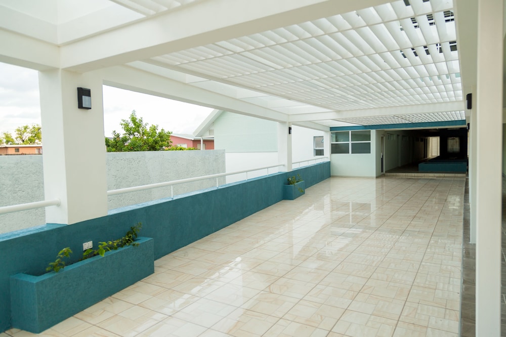 Executive Suites At The Bromptons 4/32