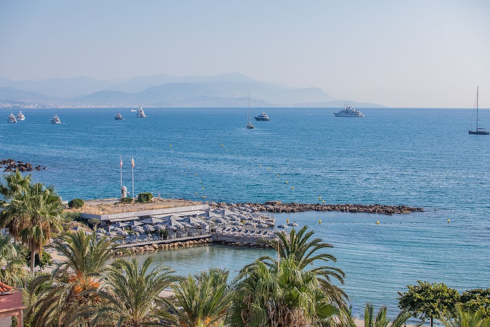 Royal Antibes - Luxury Hotel, Residence, Beach & SPA 41/44