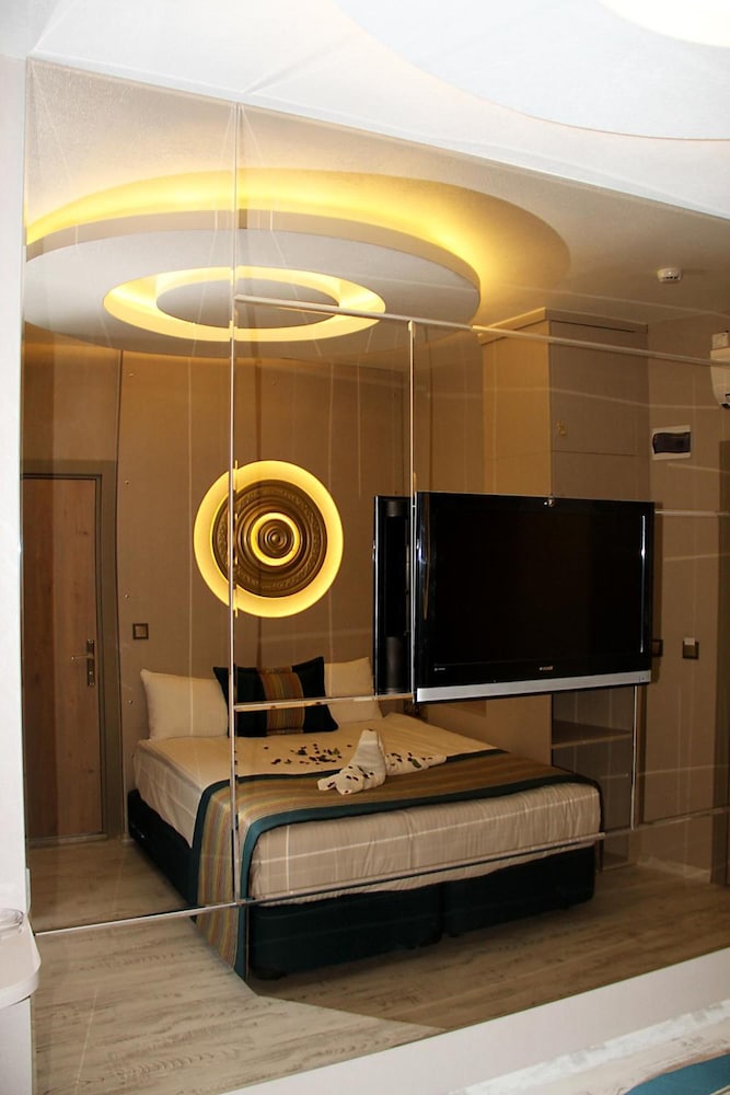 Nun Otel 5/50