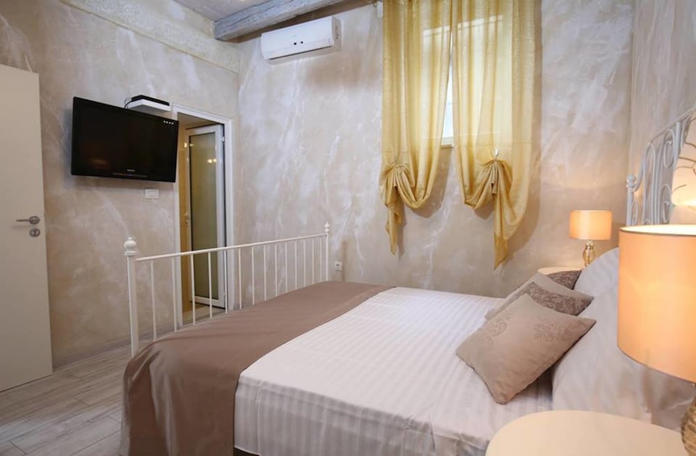 Luxury Lidija Rooms 14/50