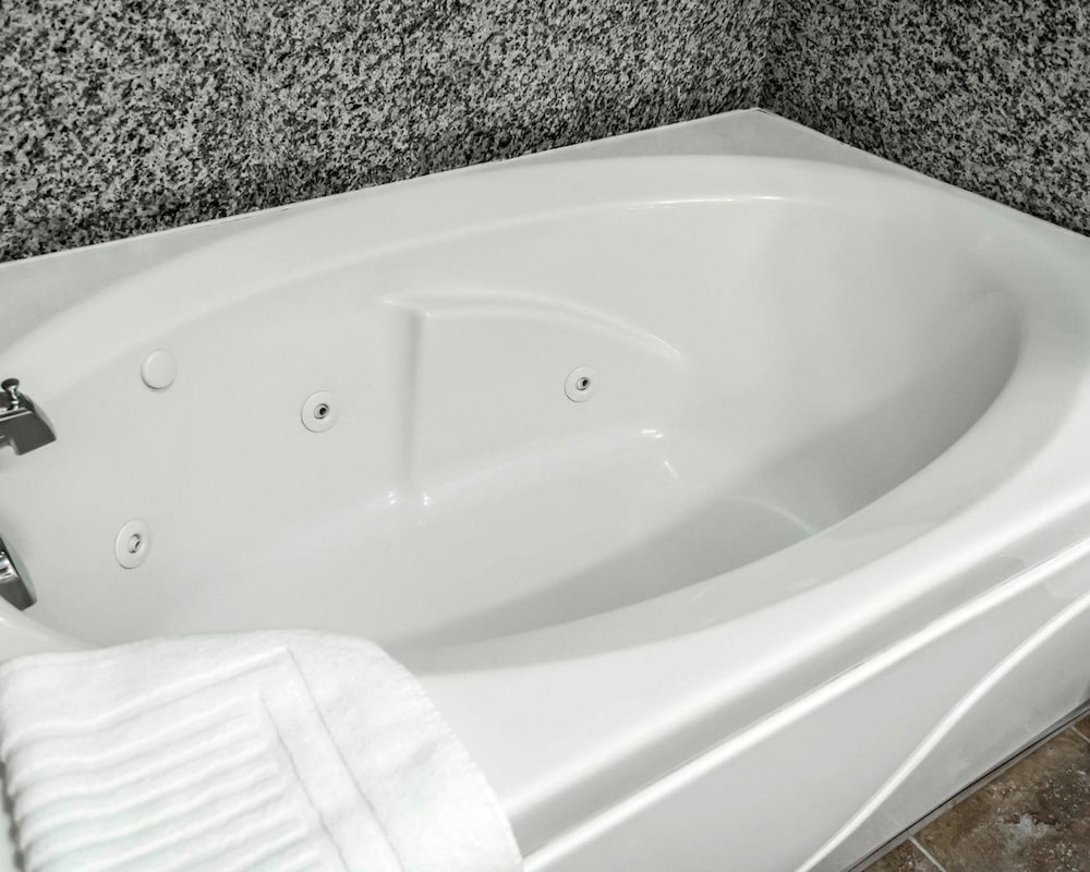 Comfort Inn & Suites Franklin East 26/47