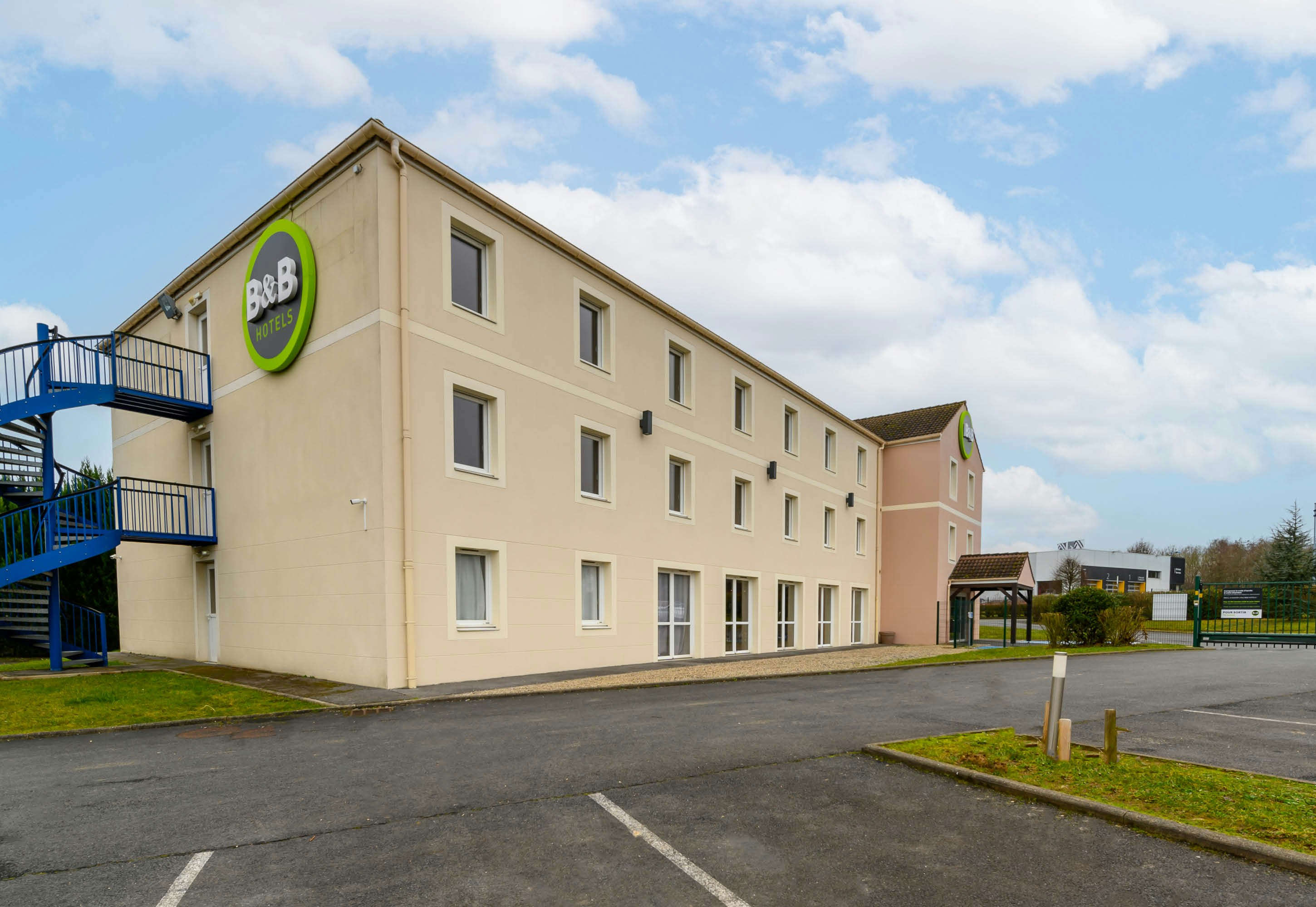 B&B HOTEL Compiegne Thourotte 28/30