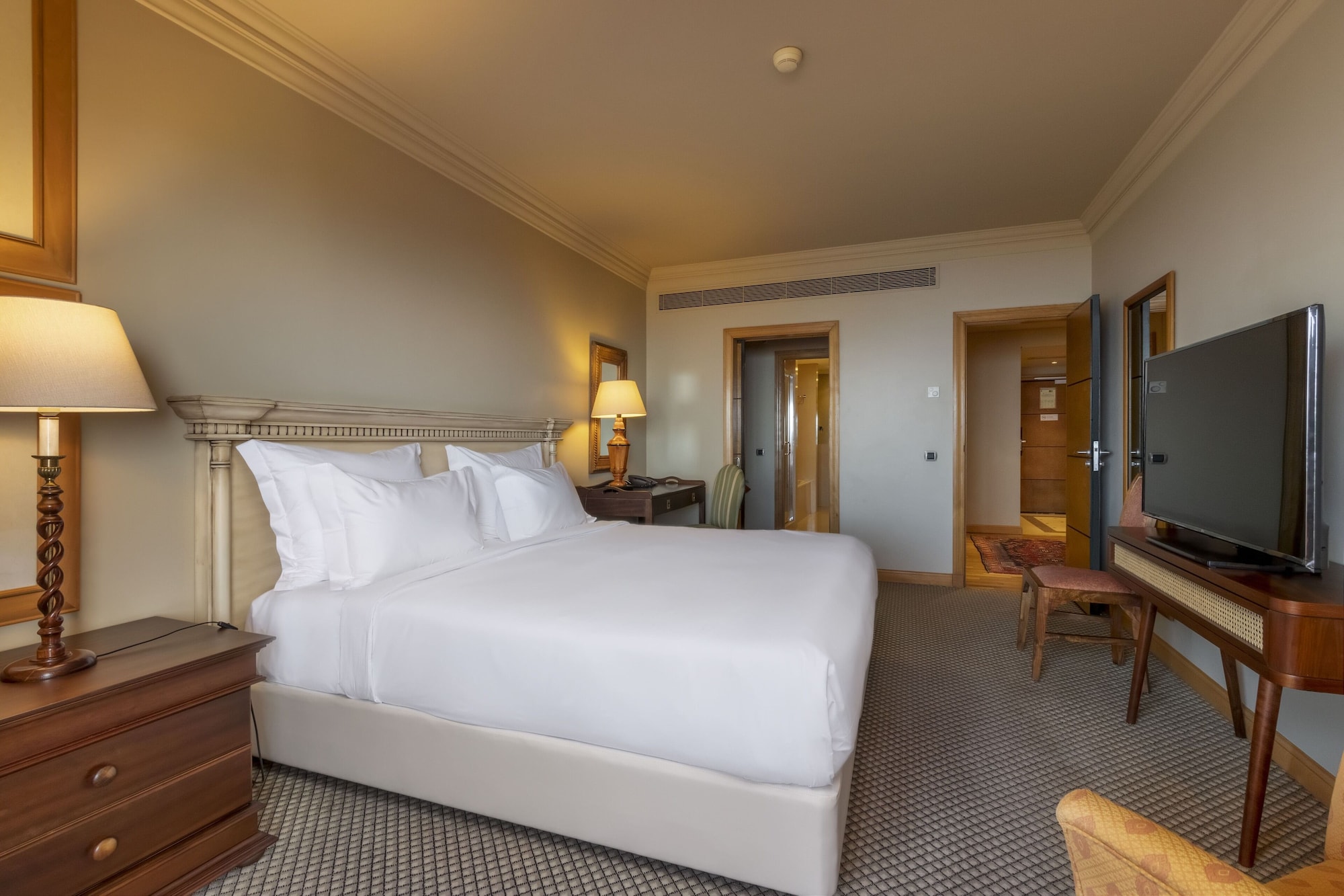 ROOM, GARDEN VIEW