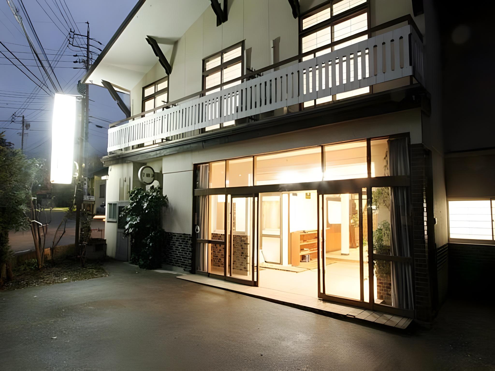 JAPANESE, ECONOMY, SINGLE, SHARED BATHROOM