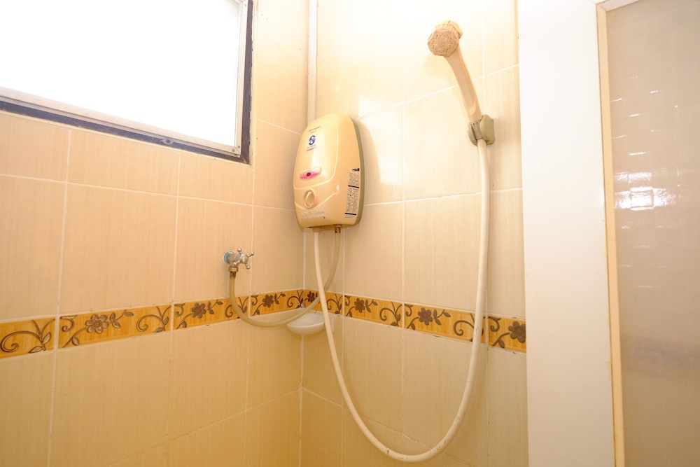Baan Rim Khong Hotel 33/33
