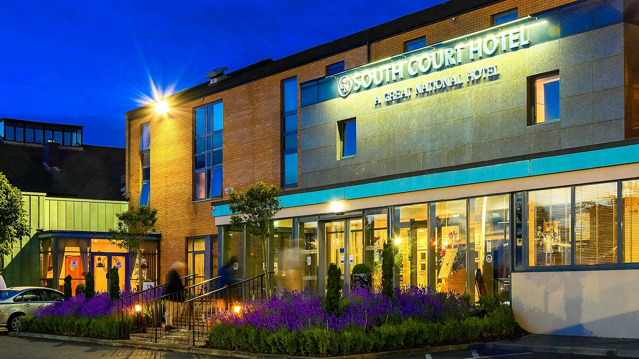 Great National South Court Hotel 6/90