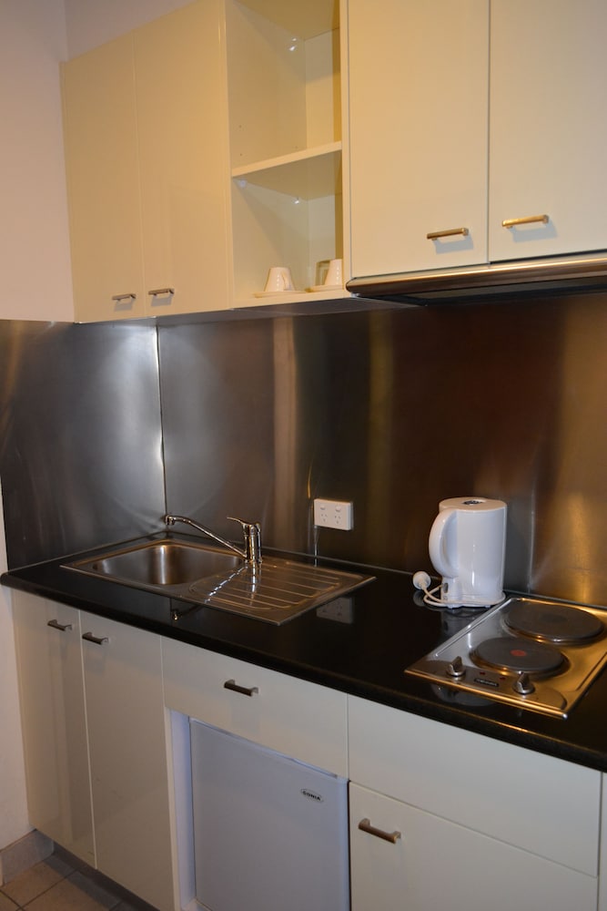 Yti Garden Hotel 52/62