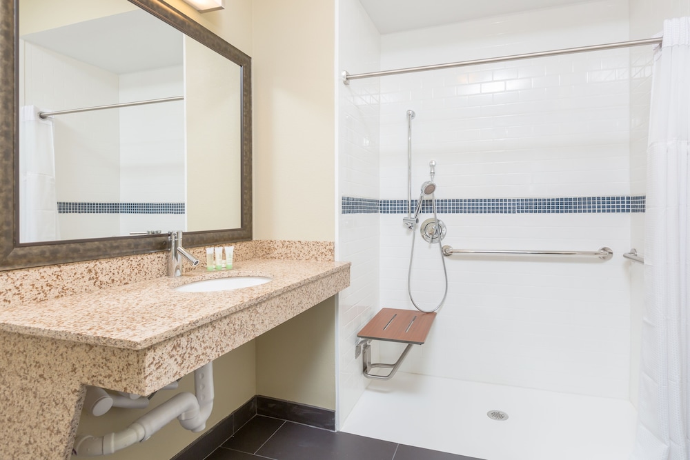 Staybridge Suites Seattle Fremont 10/61