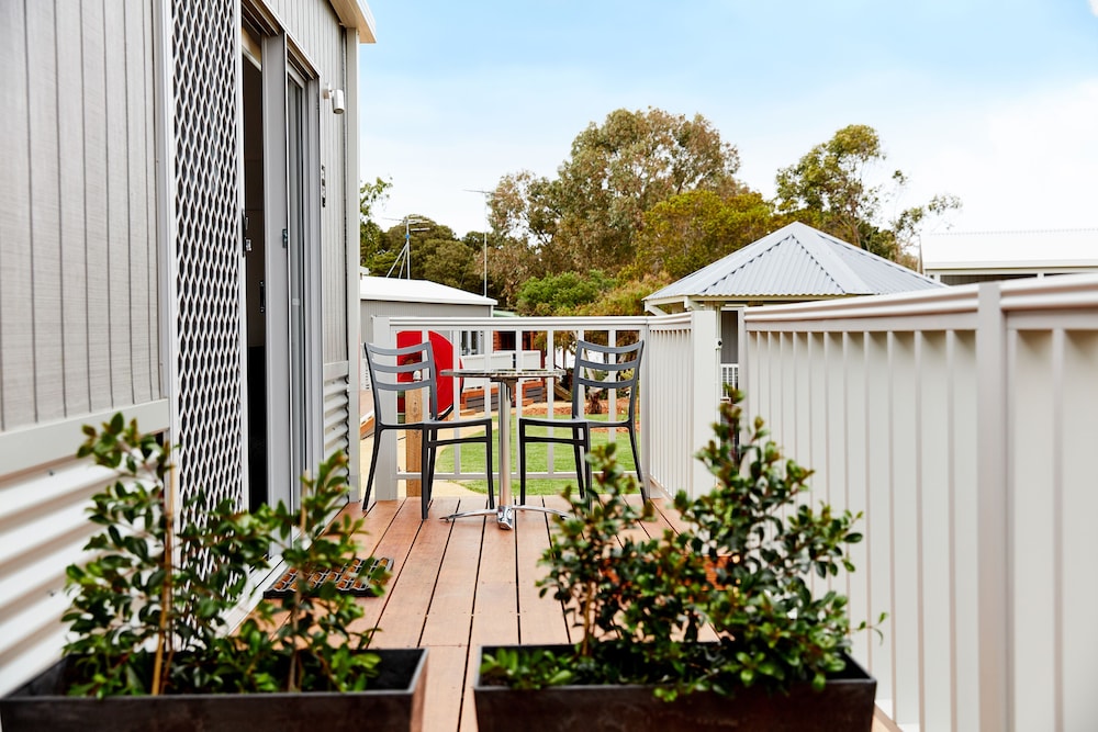 Torquay Foreshore Caravan Park 8/75